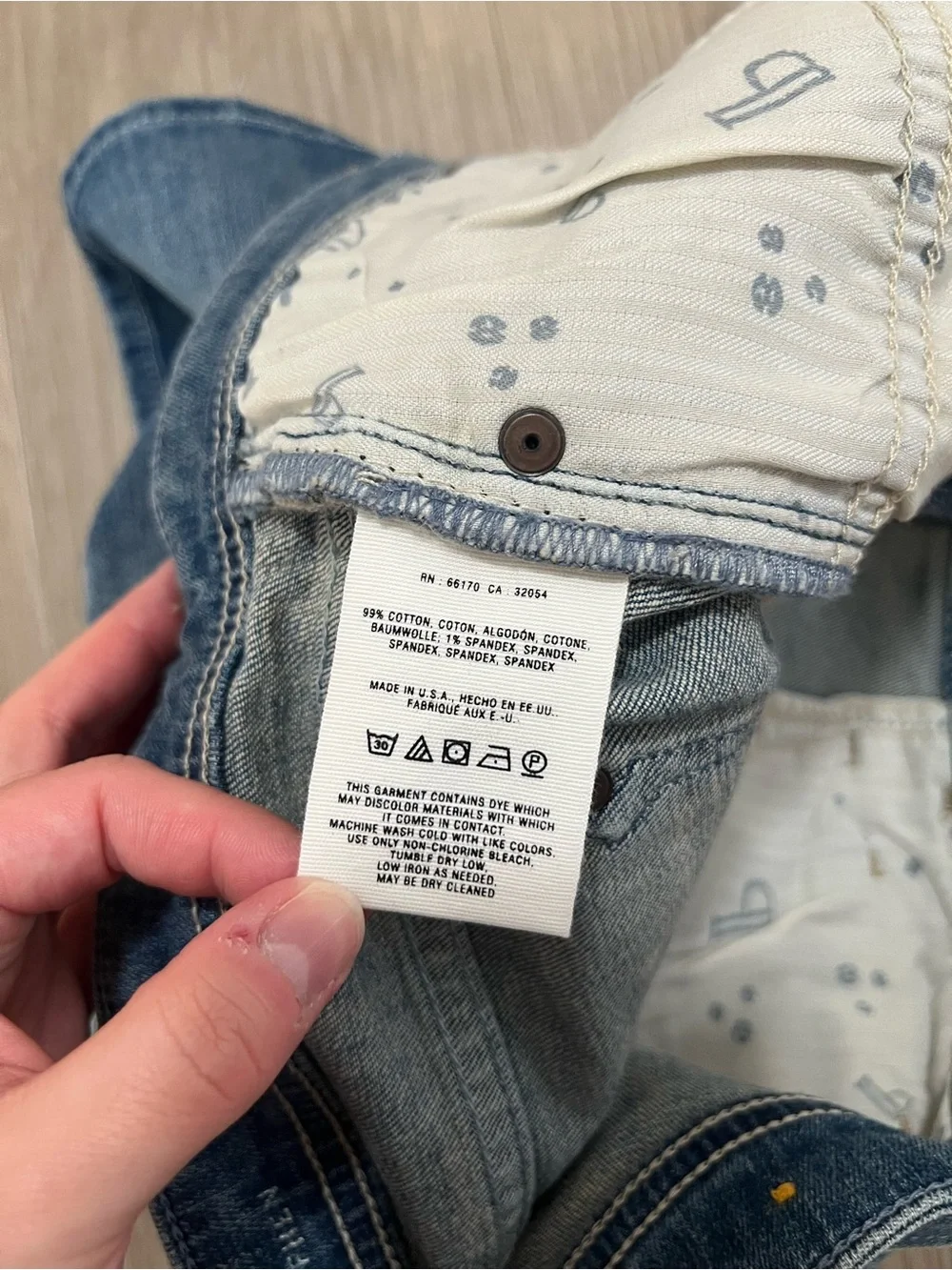 Pilcro and the Letterpress Hyphen Distressed Denim Shorts Size 27